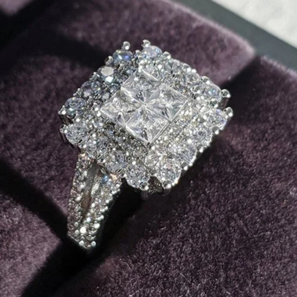 Ring - Picture 4 of 4